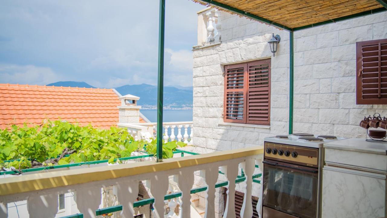 Ari Apartments Krasići Ngoại thất bức ảnh